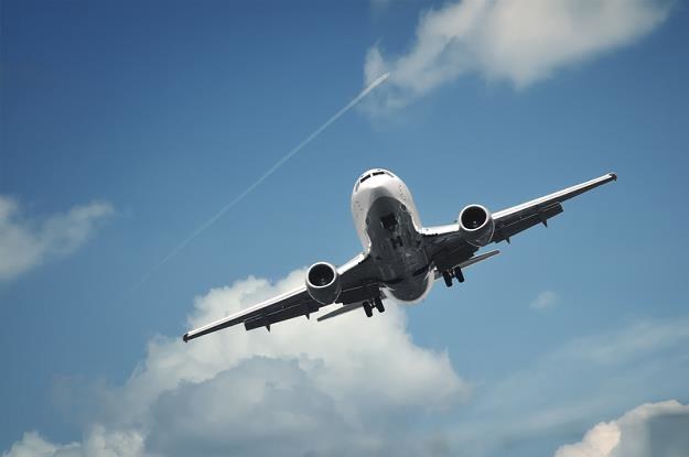 Eurolot od kwietnia przestanie latać z pasażerami /&copy; Panthermedia
