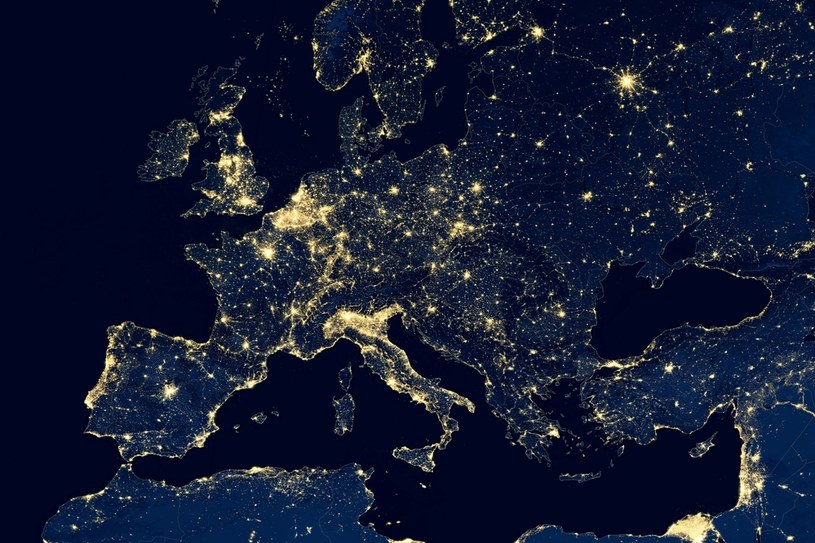 Europa na progu kryzysu energetycznego? Skoku cen gazu i energii elektrycznej w Europie oraz perspektywa mroźnej zimy niepokoi wszystkich /123RF/PICSEL