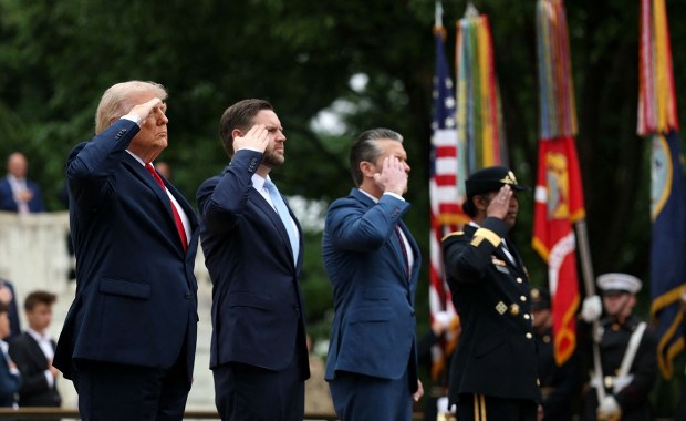 Europa "sama w domu". Przestajemy wierzyć, że USA nas ochronią