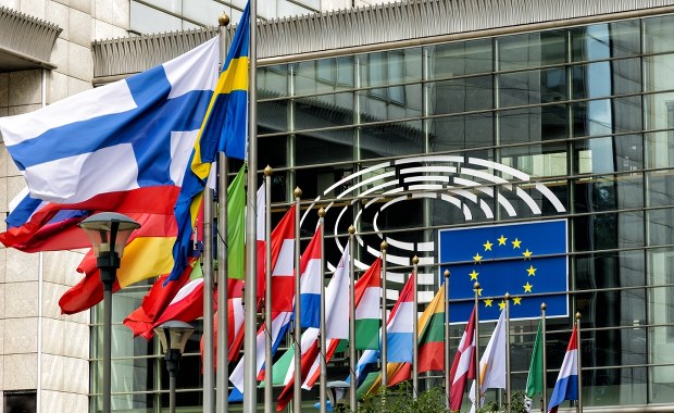 Europarlament o aborcji. Co zakłada przyjęta rezolucja?