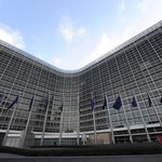 Europarlament rozważa wsparcie KE nową rezolucją w sprawie Polski