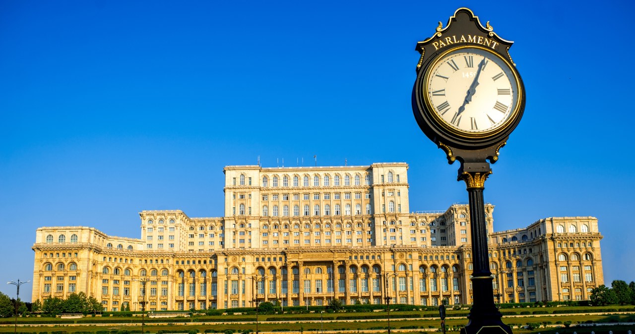 Europę najszybciej dogania Rumunia. Na zdjęciu Pałac Parlamentu w Bukareszcie /123RF/PICSEL