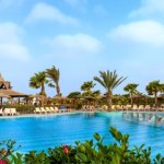 Europejczycy wracają z urlopu z groźną bakterią. To popularny kierunek wśród Polaków