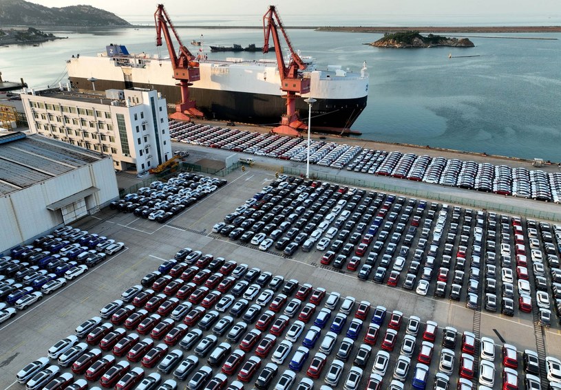 Europejskie porty pełne są samochodów elektrycznych /Getty Images