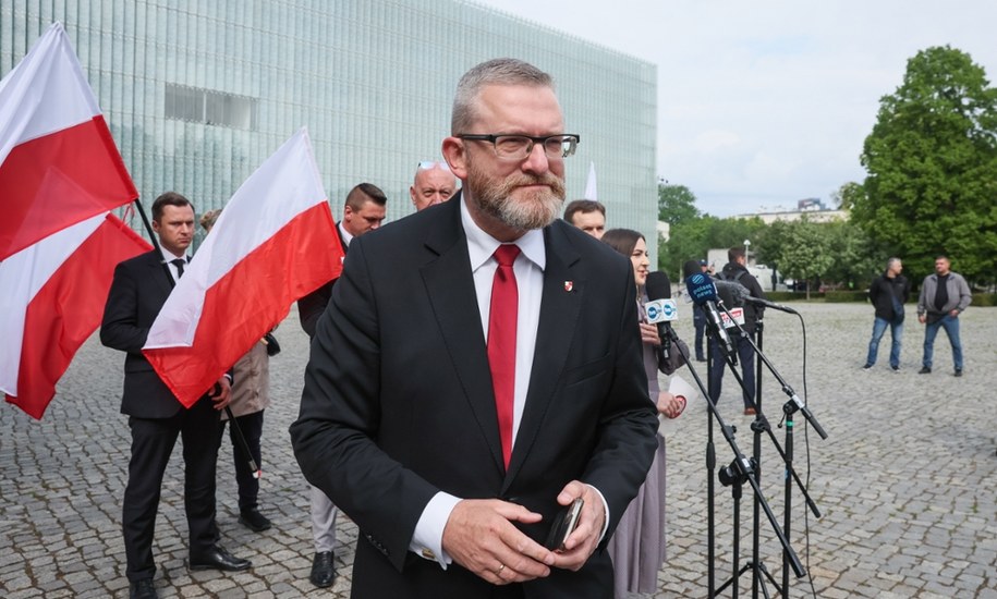 Europoseł Grzegorz Braun / 	Leszek Szymański    /PAP
