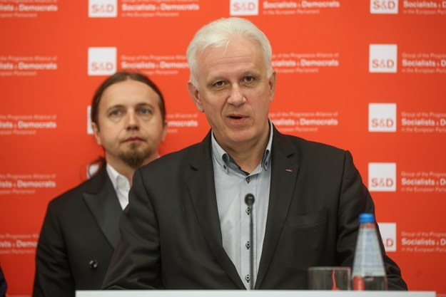 Europoseł Łukasz Kohut (L) oraz przewodniczący zarządu Regionu Śląsko-Dąbrowskiego NSZZ „Solidarność” Dominik Kolorz /	Łukasz Gągulski /PAP