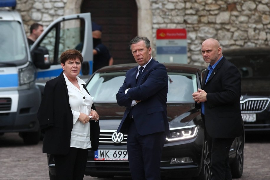 Europosłanka Beata Szydło i wojewoda małopolski Piotr Ćwik na Wawelu //Łukasz Gągulski /PAP