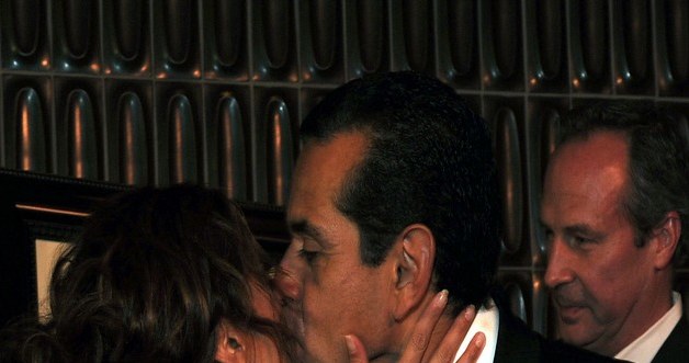 Eva Longoria, Antonio Villaraigosa /Alberto E. Rodriguez /Getty Images