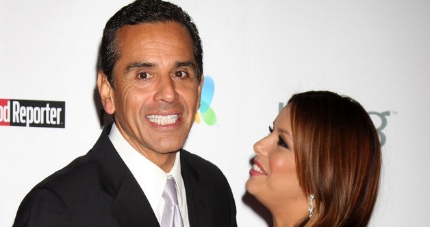 Eva Longoria, Antonio Villaraigosa /Craig Barritt /Getty Images