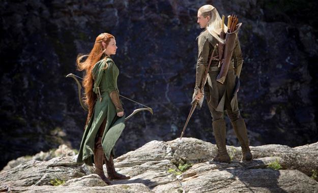 Evangeline Lilly i Orlando Bloom w filmie "Hobbit: Pustkowie Smauga" /materiały prasowe
