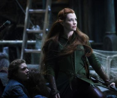 Evangeline Lilly w scenie z filmu "Hobbit: Bitwa Pięciu Armii"