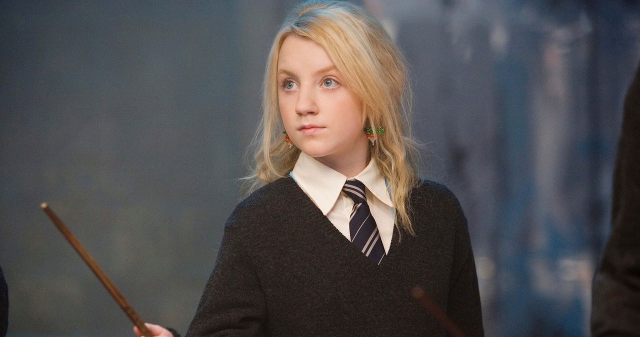 Evanna Lynch w filmie "Harry Potter i Zakon Feniksa" /Capital Pictures /Agencja FORUM