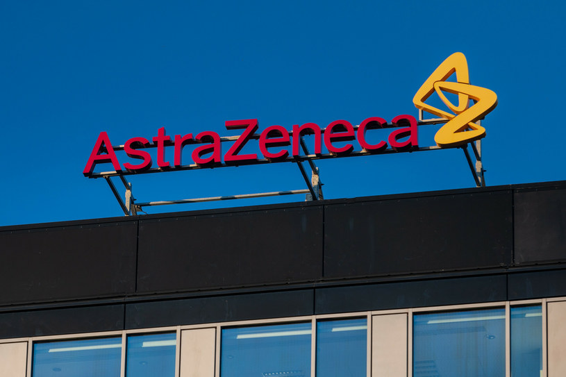 Evusheld firmy AatraZeneca jest podawany w formie domięśniowego zastrzyku /Arkadiusz Ziółek /East News