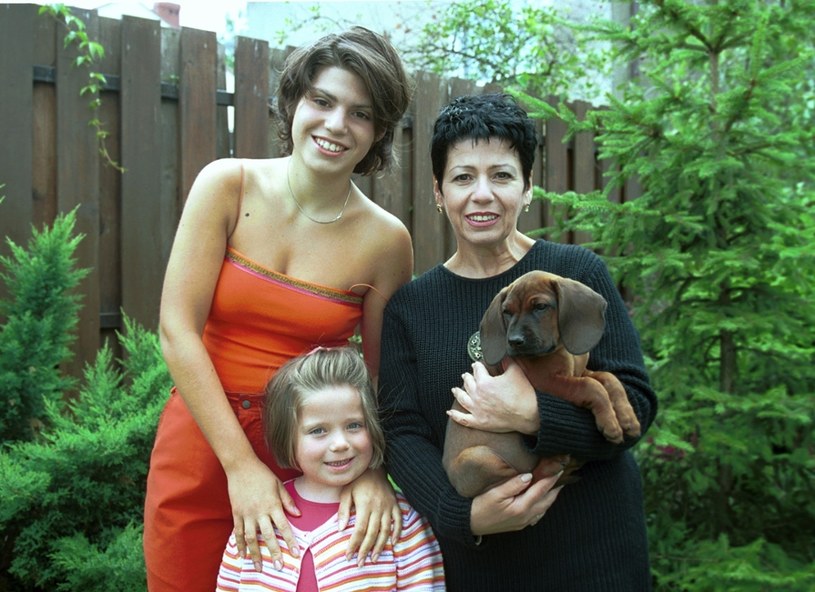 Ewa Bem z córką Pamelą i Gabrielą /East News