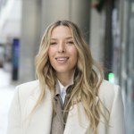 płaszcz Ewa Chodakowska w zimowej stylizacji. Patrzcie na płaszcz. Prawdziwy hit