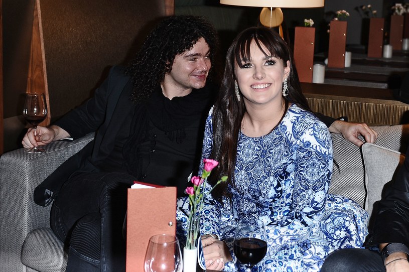 Ewa Farna z mężem Martinem Chobotem /Andras Szilagyi /MWMedia
