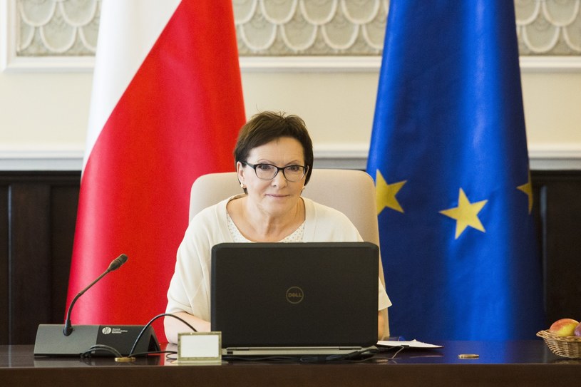 Ewa Kopacz prowadzi posiedzenie rządu, sierpień 2018 r. /Andrzej Hulimka  /Reporter
