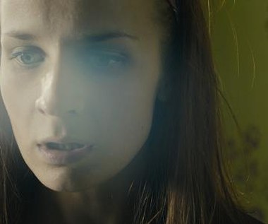 Ewa Kustusz w filmie "Jaskłóka"