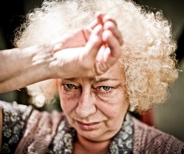 Ewa Szykulska w scenie z filmu "Trzy siostry T"