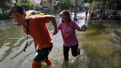 Ewakuacja 8 z 15 dzielnic Bangkoku