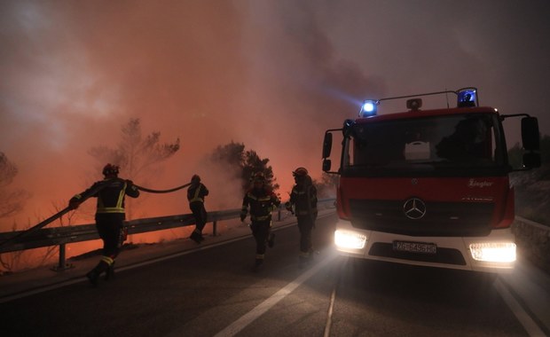 Ewakuacja chorwackiego kurortu. Strażacy walczą z ogniem