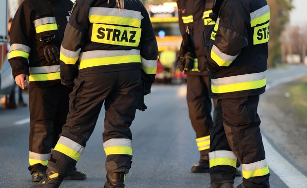 Ewakuacja liceum pod Warszawą. W szatni znaleziono replikę granatu 