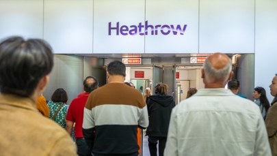 Ewakuacja na lotnisku Heathrow. "Masowa histeria"