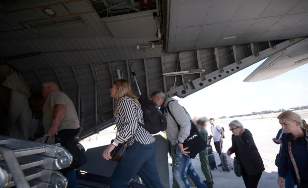 Ewakuacja Polaków z Izraela. MSZ pomoże też dyplomatom wydostać się z Iranu