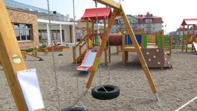 Ewakuacja przedszkola w Cieszynie. Pracownicy wyczuli "drażniący zapach"