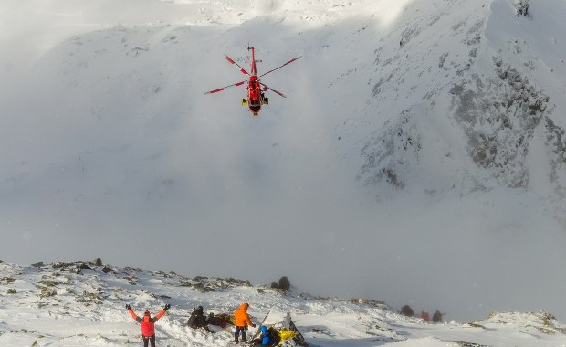 Ewakuacja w Tatrach. TOPR pracował siedem godzin