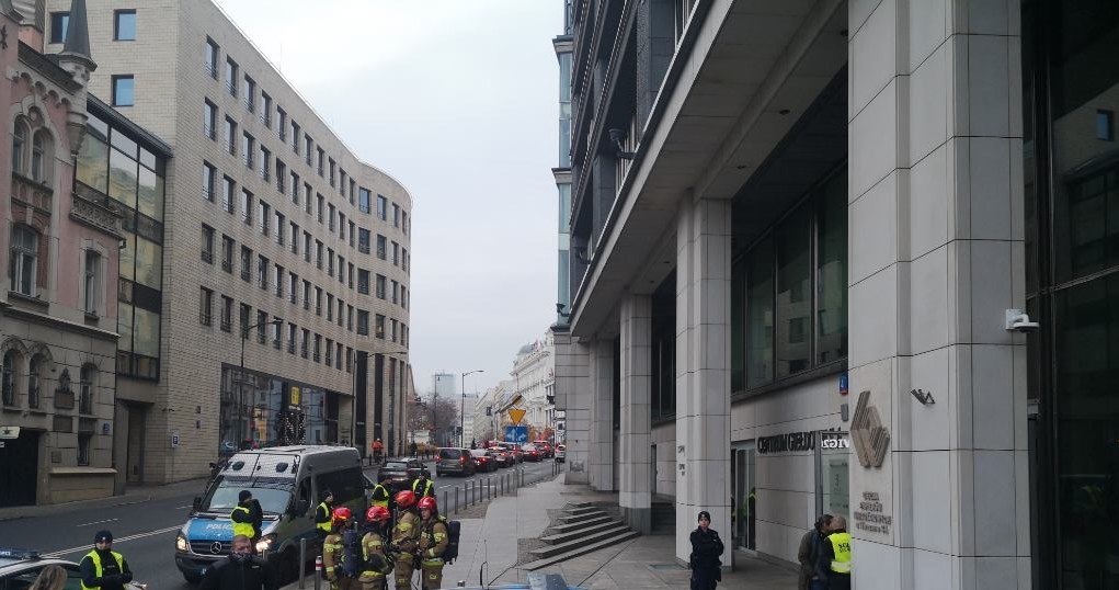 Ewakuowano budynek GPW w Warszawie /Jacek Ramotowski /INTERIA.PL