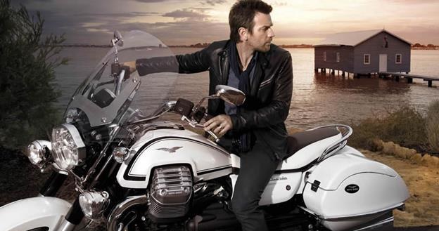 Ewan McGregor to zapalony motocyklista /materiały prasowe