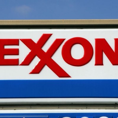 Exxon Mobil Corp. (Irving w Teksasie) przejmuje także teksaską XTO Energy Inc. /AFP