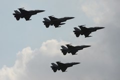 F-16. Tak prezentuje się na niebie