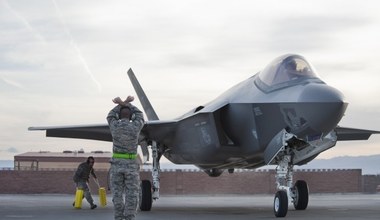 F-35 gorszy od starszych MiG-29 i Su-27