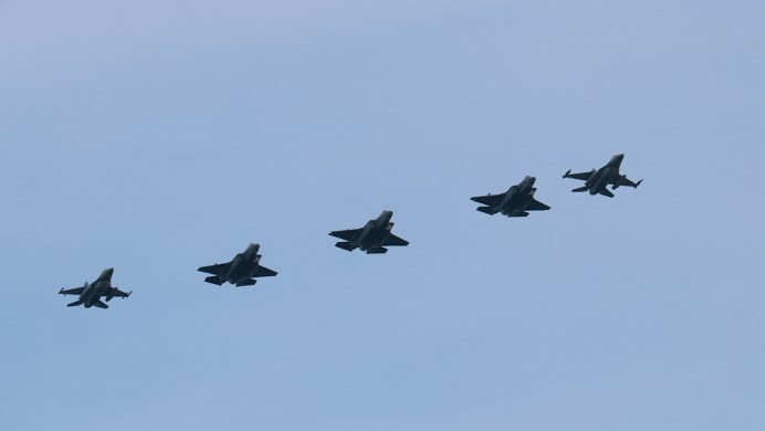 F-35 nad Polską! Pierwsze myśliwce piątej generacji już wylądowały