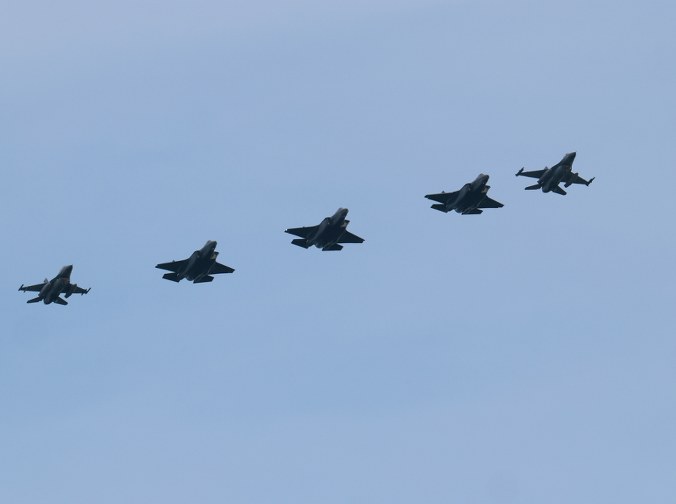F-35 nad Polską! Pierwsze myśliwce piątej generacji już wylądowały