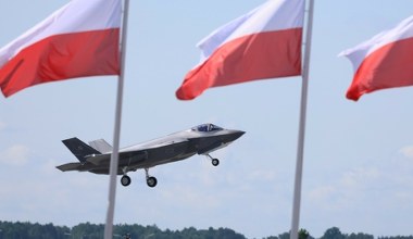 F-35 przeleciały nad polskimi miastami. Zobacz zdjęcia i nagrania