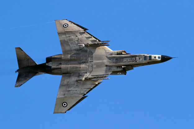 F-4 phantom greckich sił powietrznych robił się na Morzu Jońskim (zdj. ilustr.) /Shutterstock