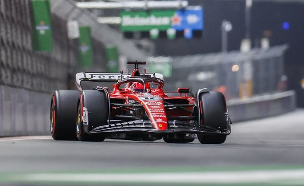 F1: Popis Ferrari w Las Vegas. Pole position dla Charlesa Leclerca