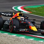 F1. Verstappen najszybszy na Imoli. Pech Ferrari, zdublowany Hamilton