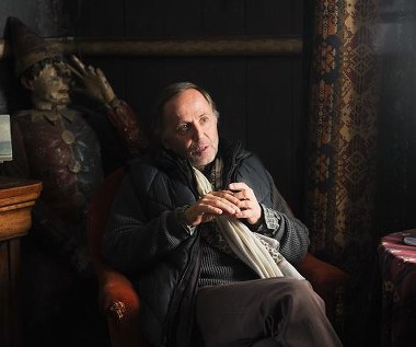 Fabrice Luchini w scenie z filmu "Molier na rowerze"