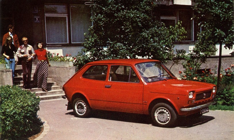Fabryczne zdjęcie reklamowe Polski Fiat 127p /Archiwum Tomasza Szczerbickiego