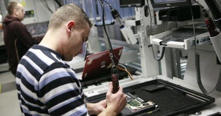 Fabryka komputerów Dell w Łodzi /AFP