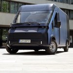 Fabryka polskich elektryków. Dwie firmy walczą o miliardy