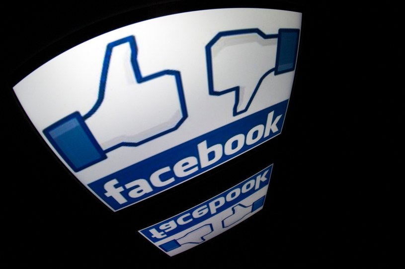 Facebook jest nieustannie wykorzystywany przez różnych cyberoszustów /AFP