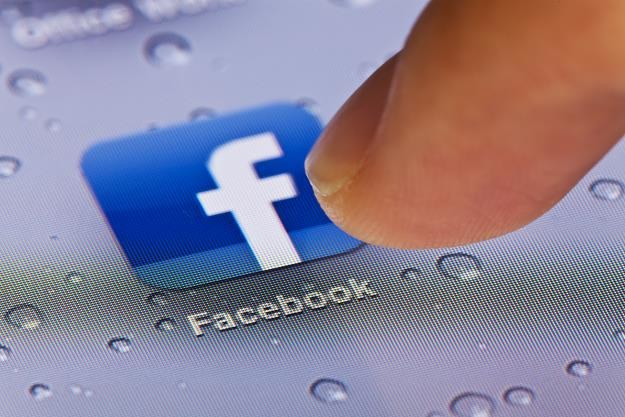 Facebook oskarżony o zaniżanie podatków! /&copy;123RF/PICSEL