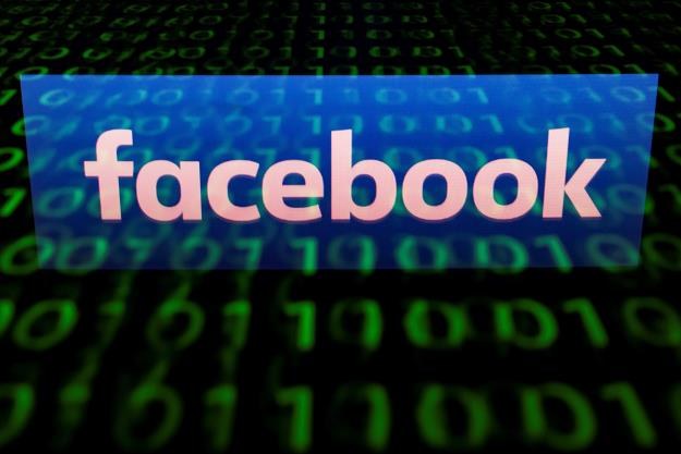 Facebook prosił banki o dane. M. Zuckerberg chce poznać stan konta swoich użytkowników /AFP