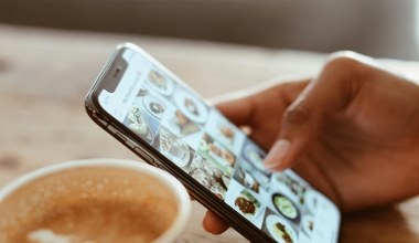 Facebook przeskanuje zdjęcia na twoim telefonie. Nie muszą być w serwisie