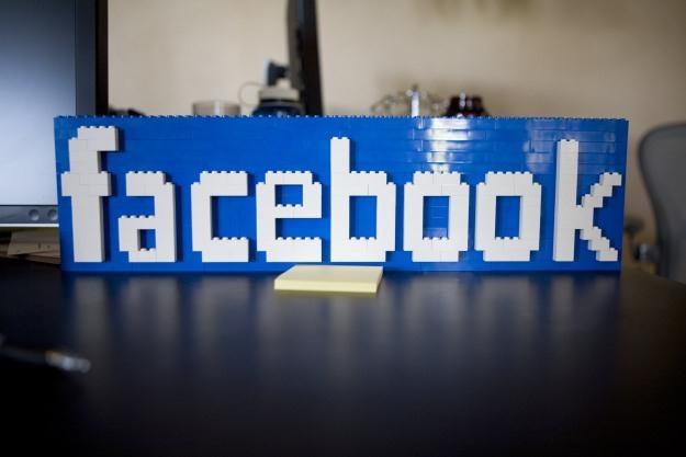 Facebook rusza na wojnę z malware'em /AFP
